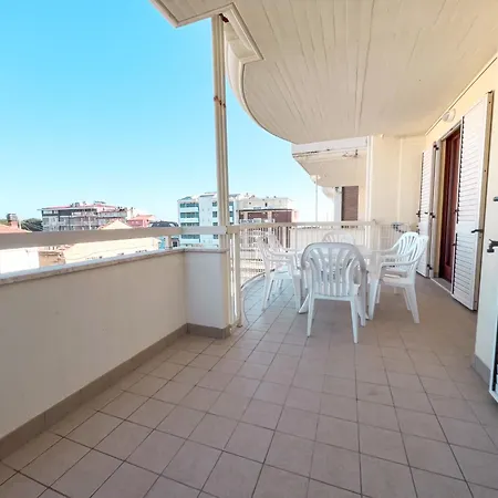 Apartamento Residenza Americhe Rif A792